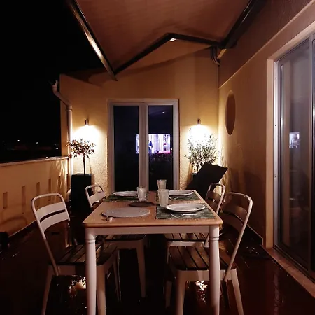 Sea View Lisboa - - 2rooms *